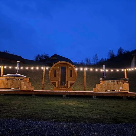Biotour Camping & Restaurant Ghimeş-Făget Dış mekan fotoğraf