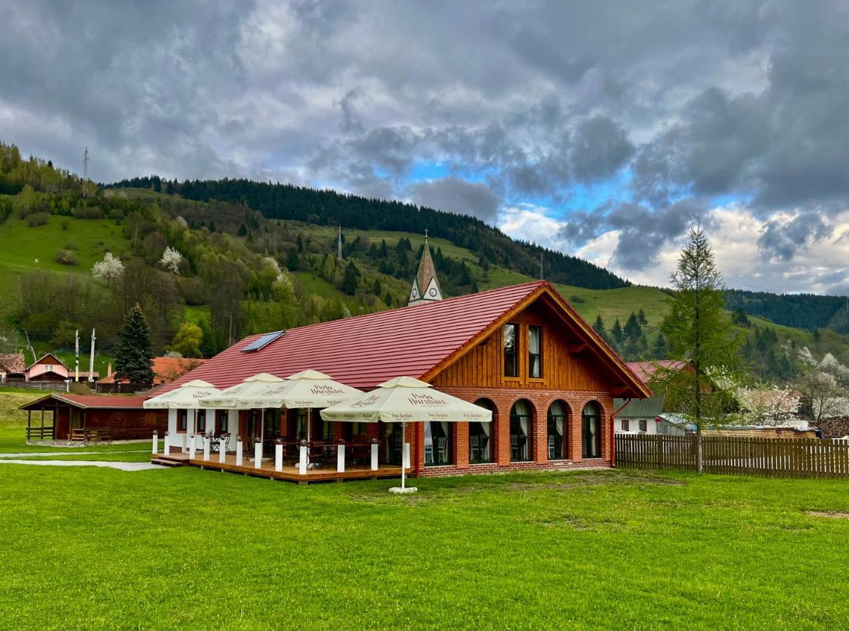 Biotour Camping & Restaurant Ghimeş-Făget Dış mekan fotoğraf