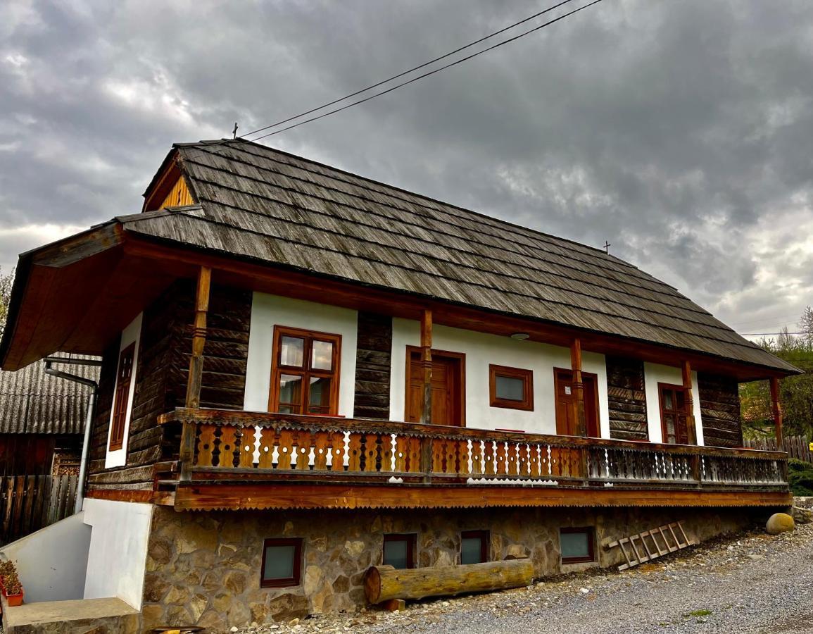 Biotour Camping & Restaurant Ghimeş-Făget Dış mekan fotoğraf