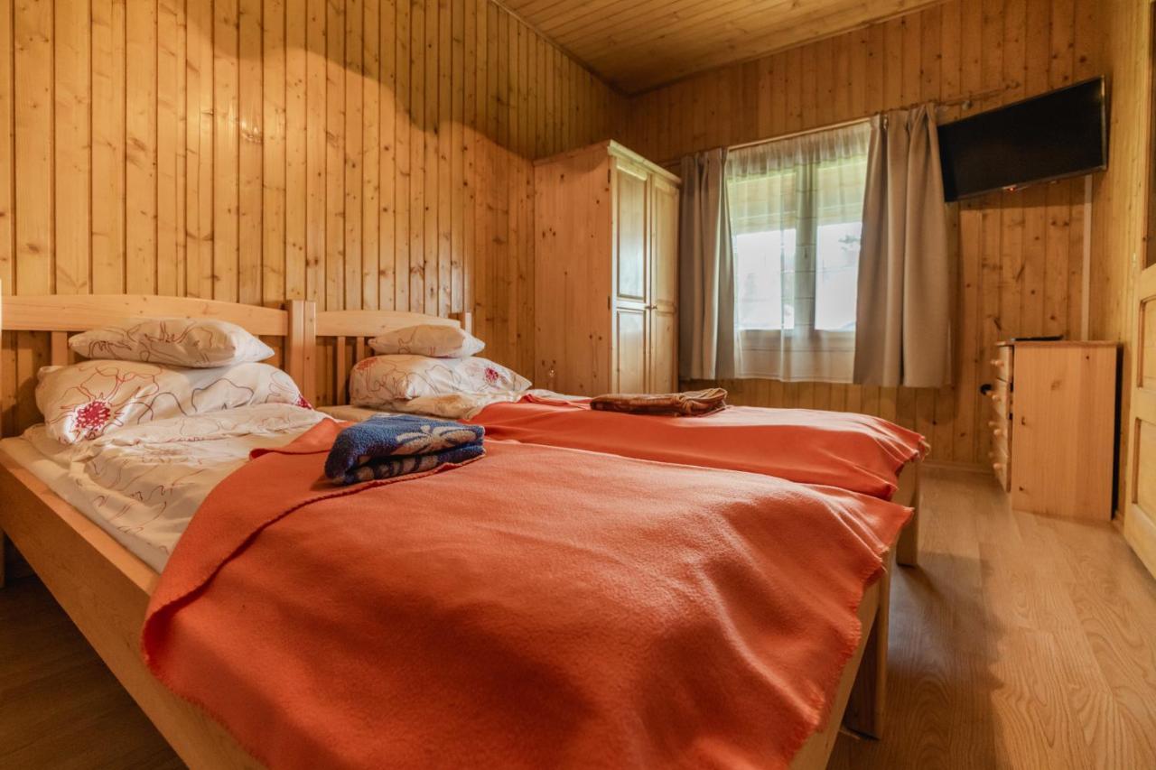 Biotour Camping & Restaurant Ghimeş-Făget Dış mekan fotoğraf