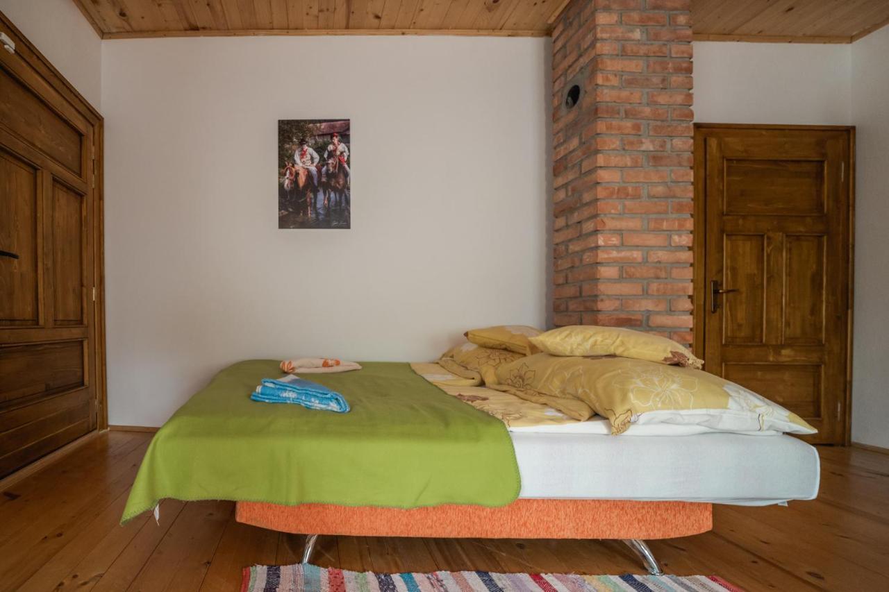 Biotour Camping & Restaurant Ghimeş-Făget Dış mekan fotoğraf