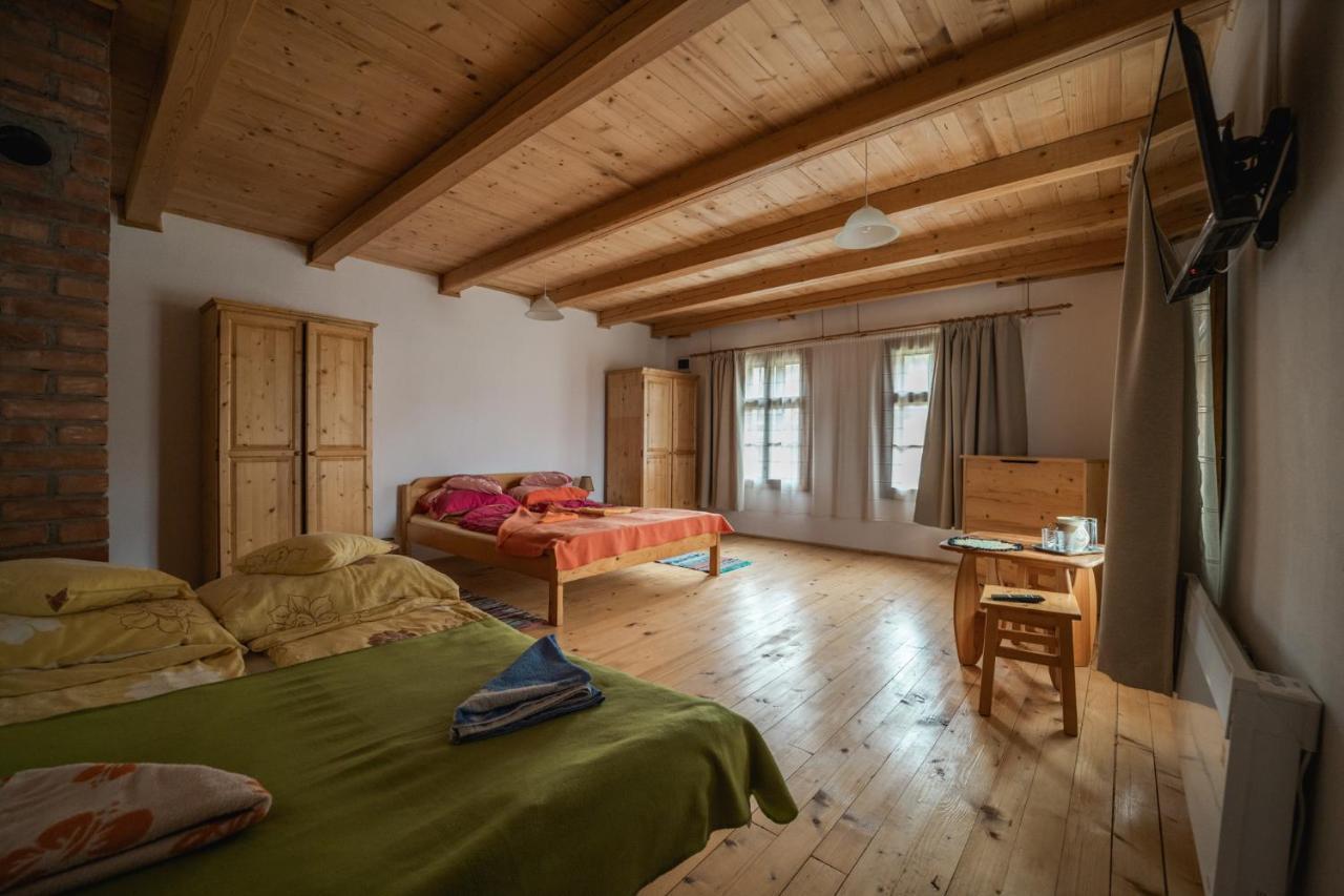 Biotour Camping & Restaurant Ghimeş-Făget Dış mekan fotoğraf
