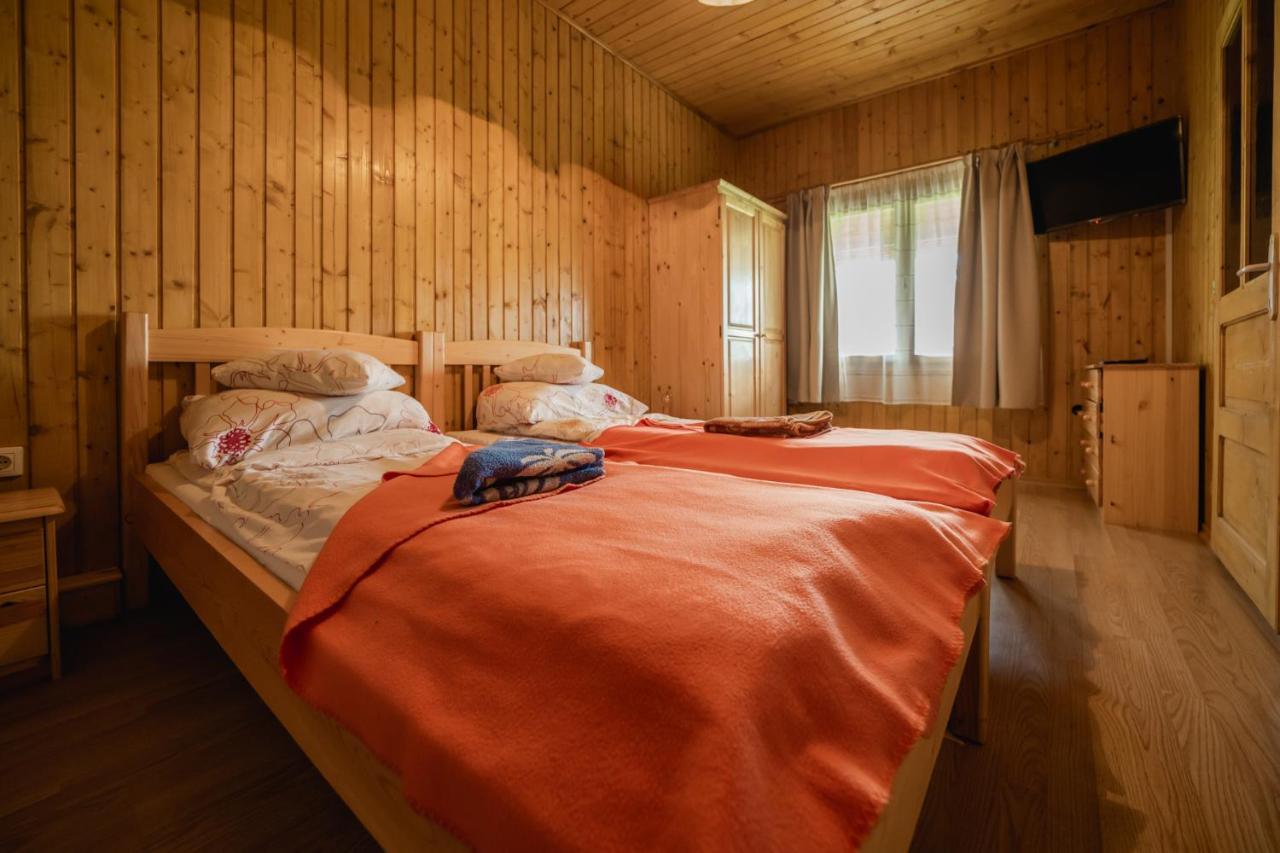Biotour Camping & Restaurant Ghimeş-Făget Dış mekan fotoğraf